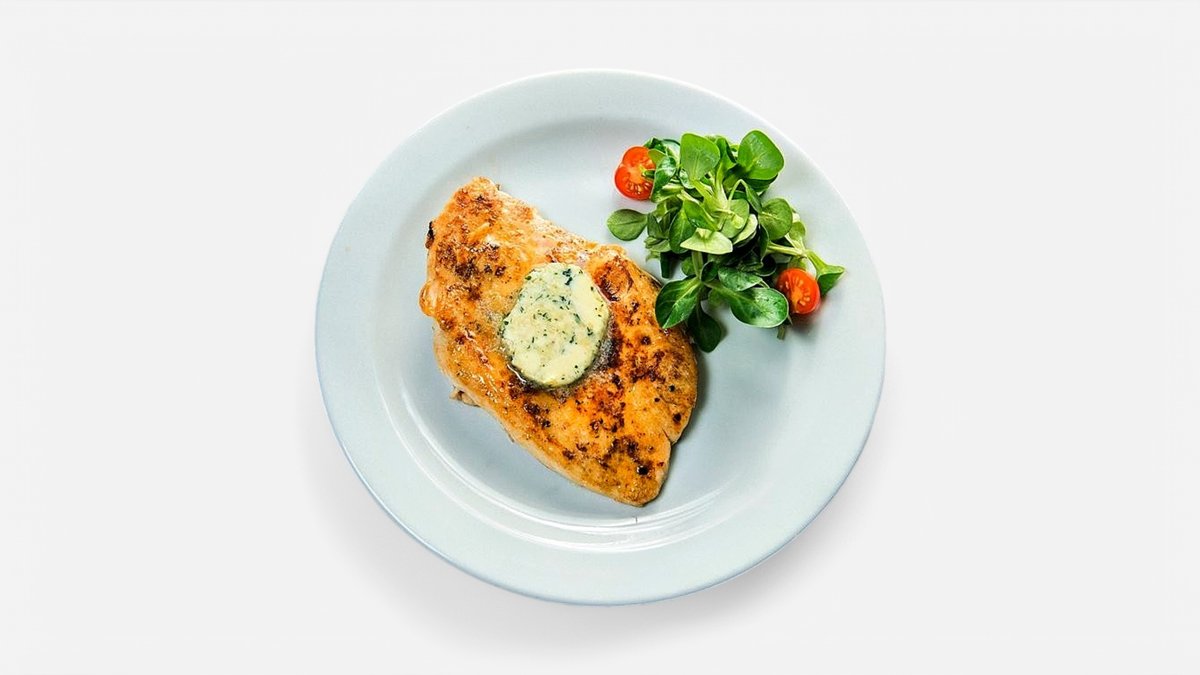 Kuraci steak   s prílohou na výber  180/200 g