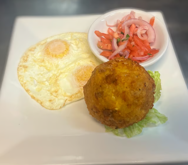 Bolón con Queso