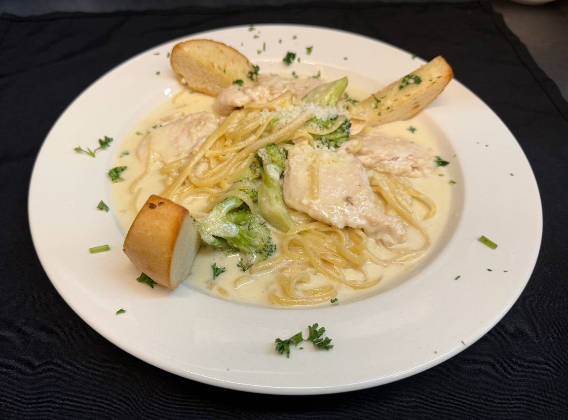 Linguini Alfredo