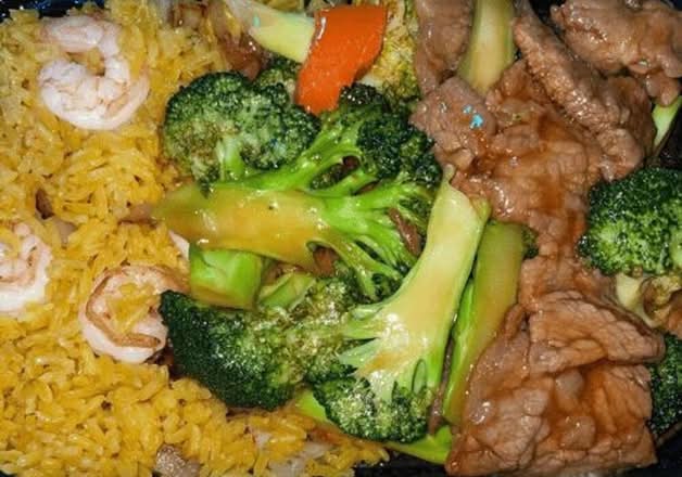 C10. Beef with Broccoli Comb