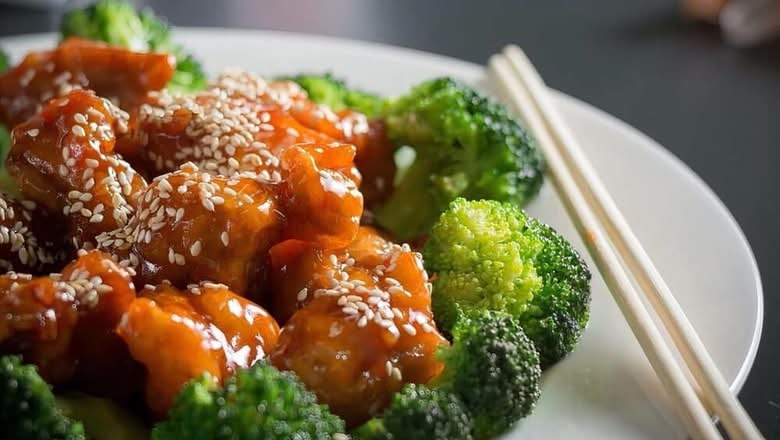 C20. Sesame Chicken