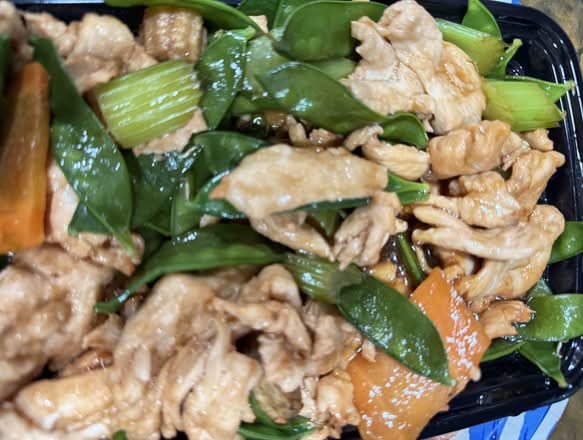 Chicken with Snow Peas(L)