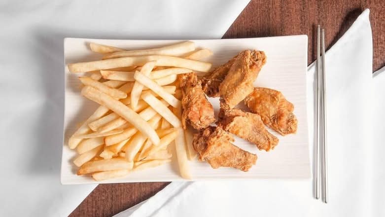 F4. Chicken Wings (6 Pcs.)