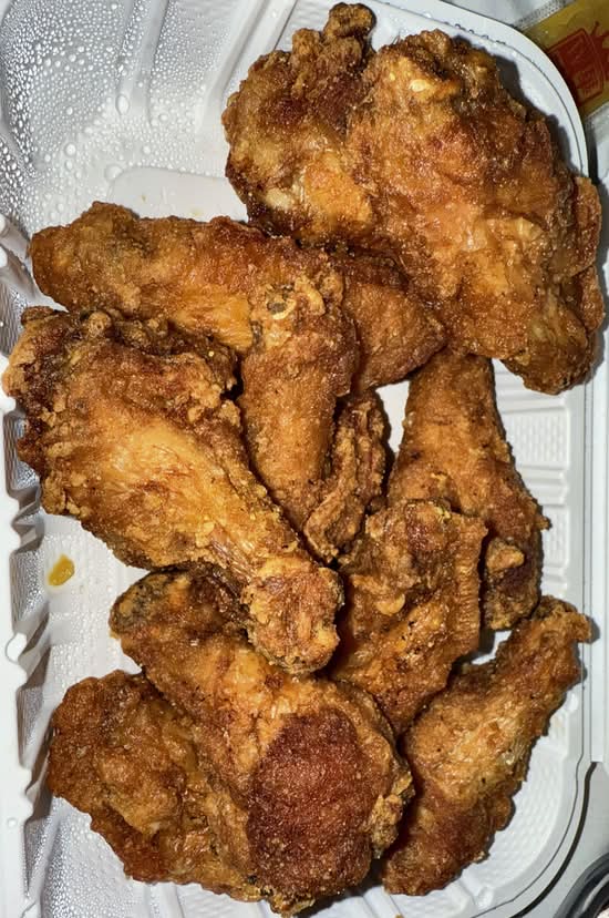 Lemon Pepper Wings (10 Pcs.)