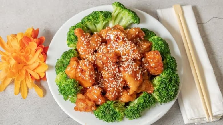 S1. General Tso's Chicken(L)