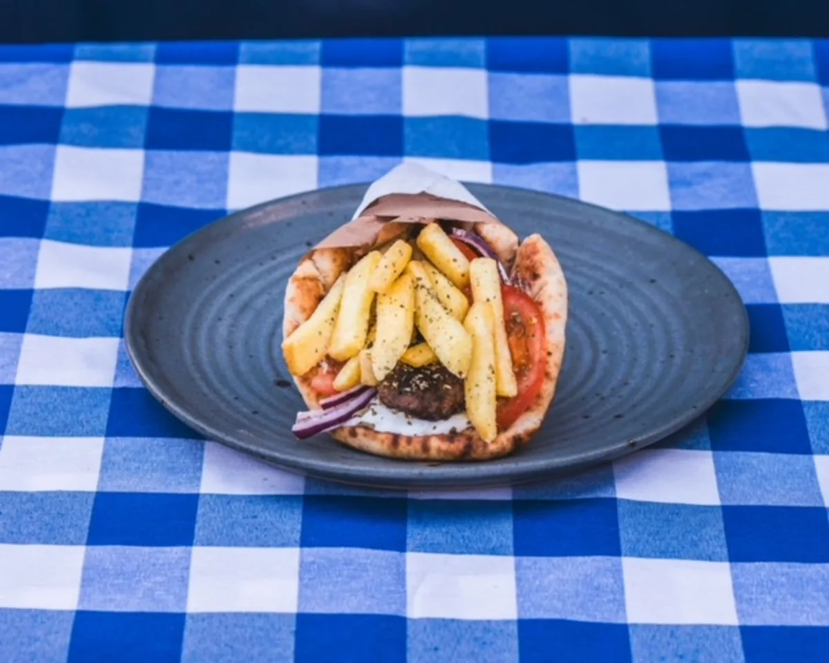 Pita Bifteki
