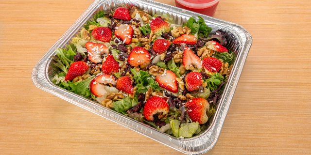 Strawberry-Walnut Salad