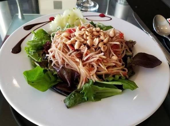 1. Green Papaya Salad