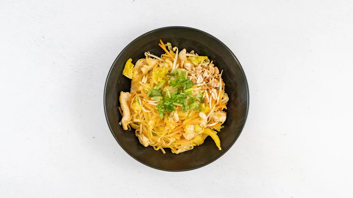 20. Pad thai