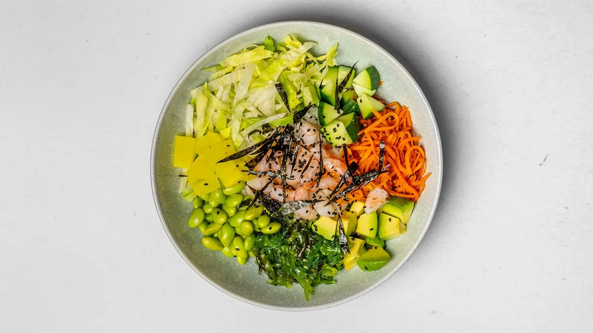 Poke bowl s krevetami