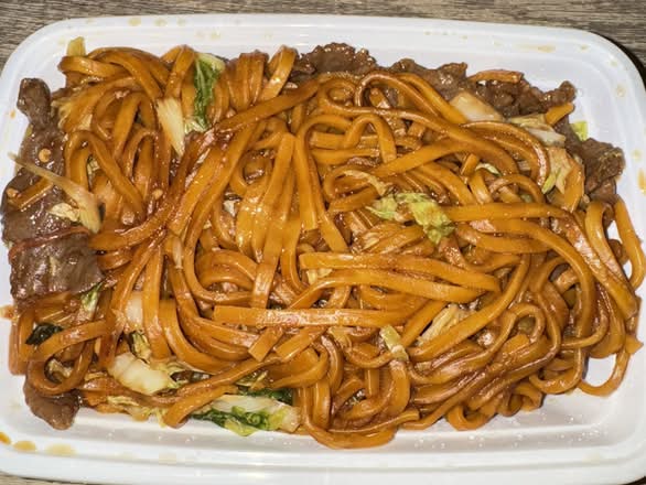 Beef Lo Mein牛捞面