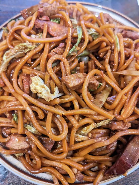 Pork Lo Mein叉烧捞面