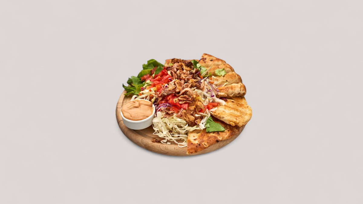 Grekos salata sa mesom pilećim