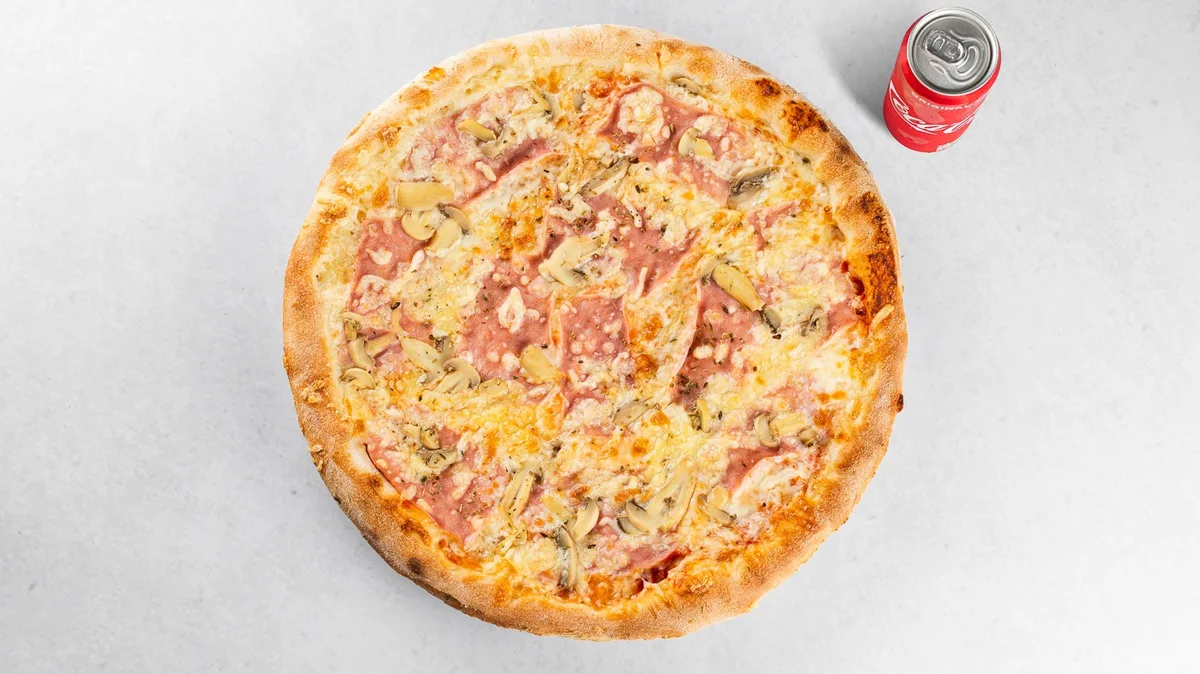 Pizza Klasika in pijača