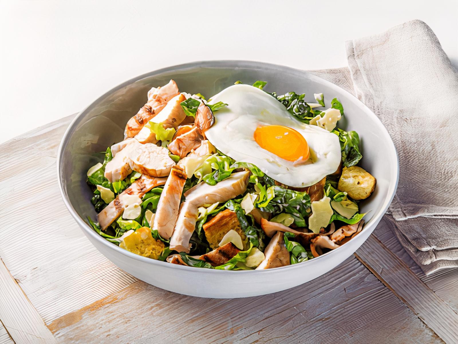 Chicken Caesar Salad (2410 kJ)