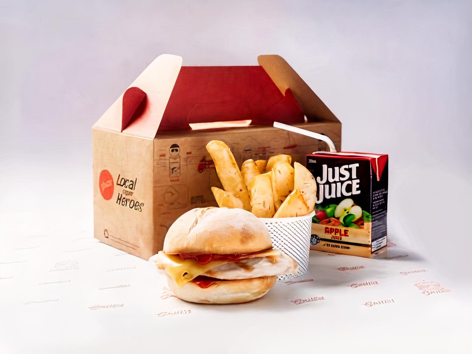 Chicken Mini Me Pack with Juice (1890 kJ)
