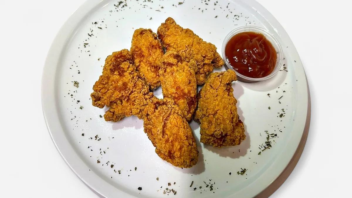Pikáns csirkeszárny (12db)