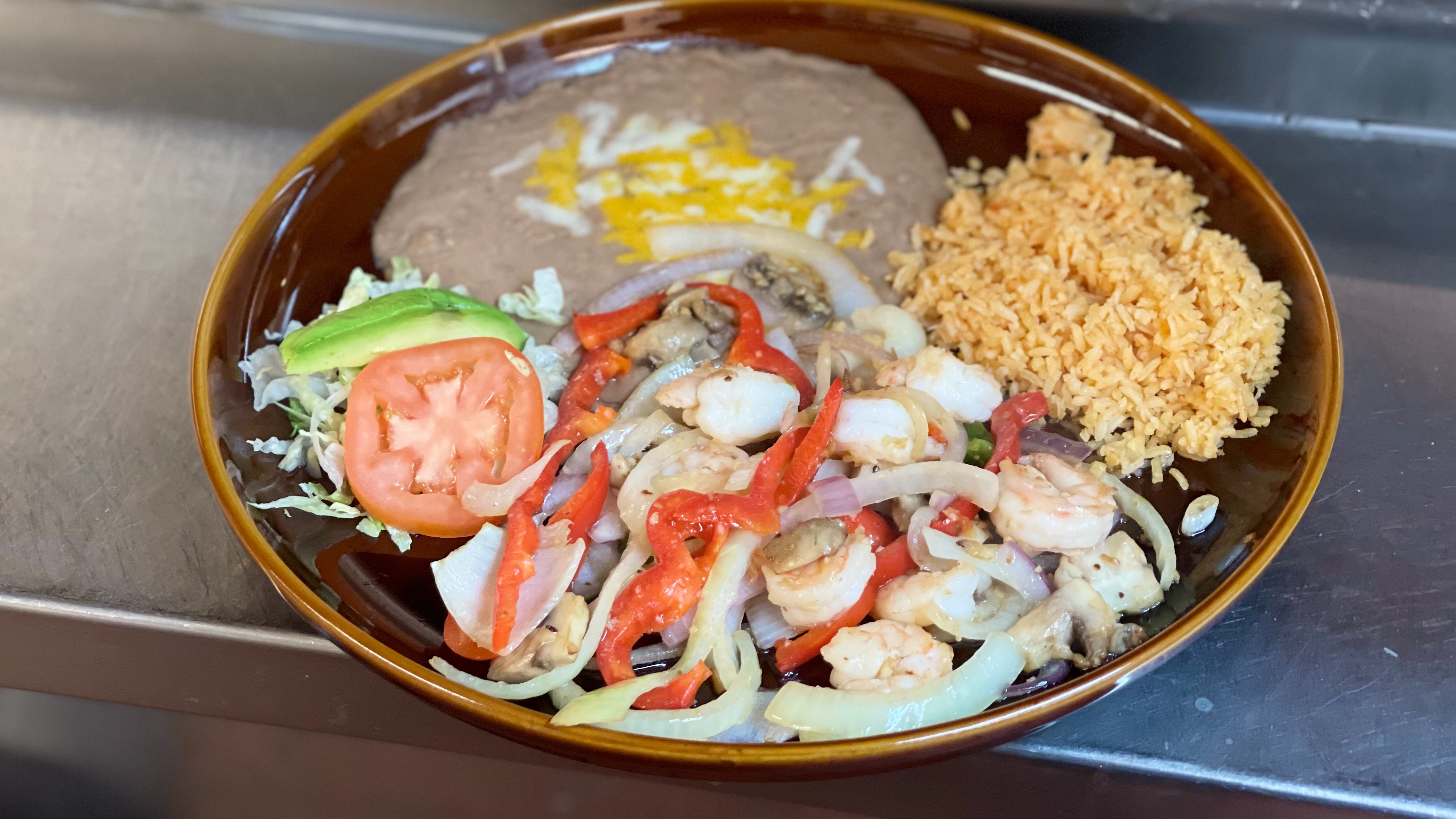 Camarones al Mojo De Ajo