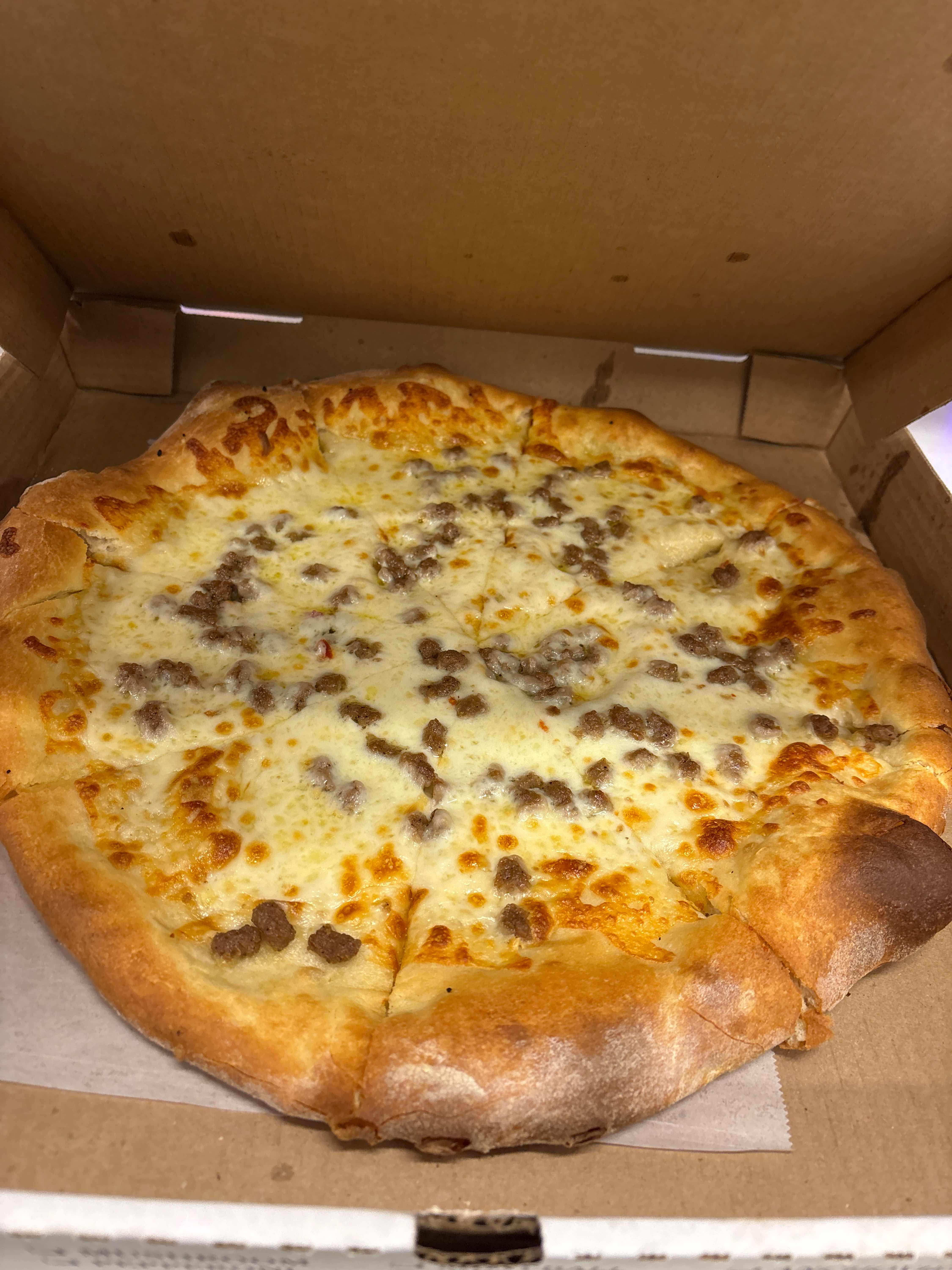 16'' White Pie pizza