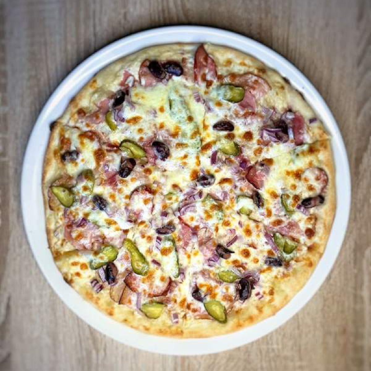 Pizza Ciolanos