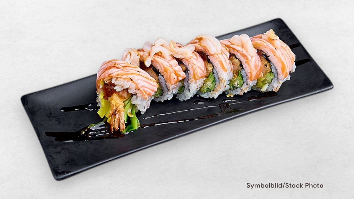 Crispy Salmon Roll