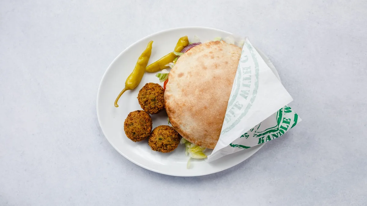 Pita med falafel