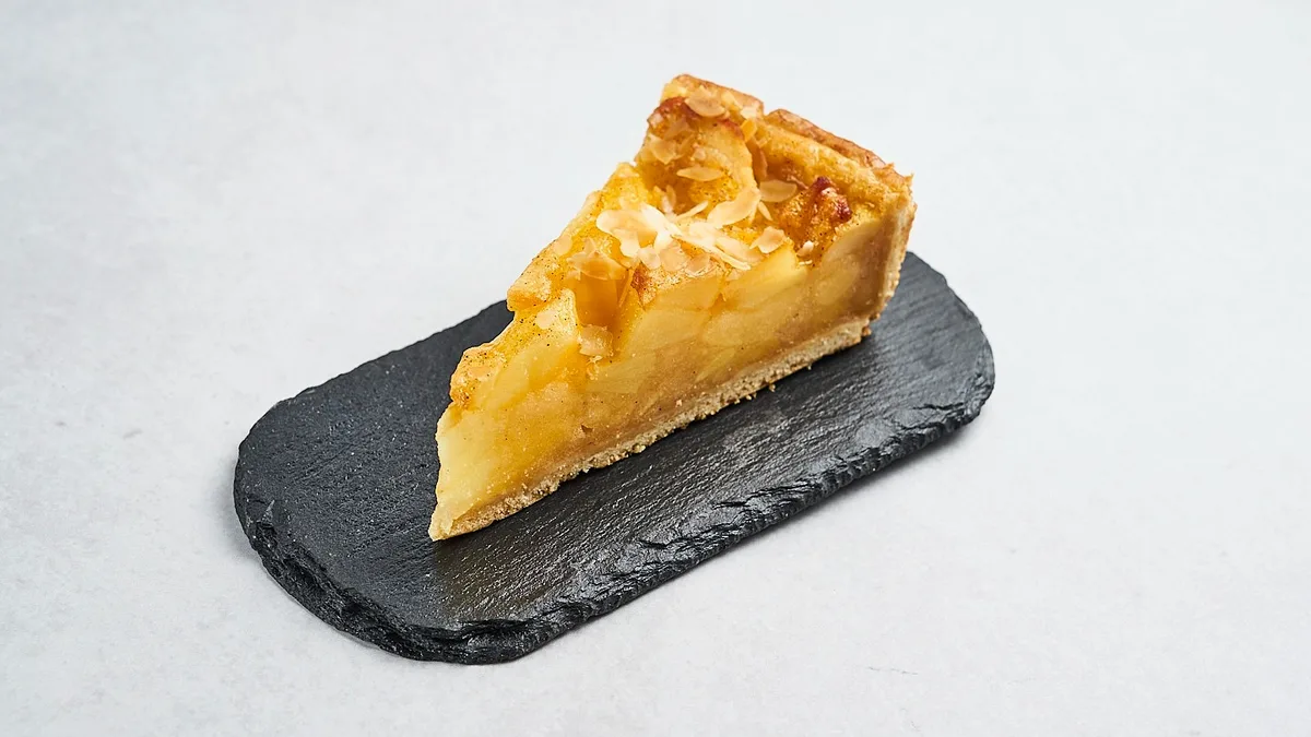 Apple cake