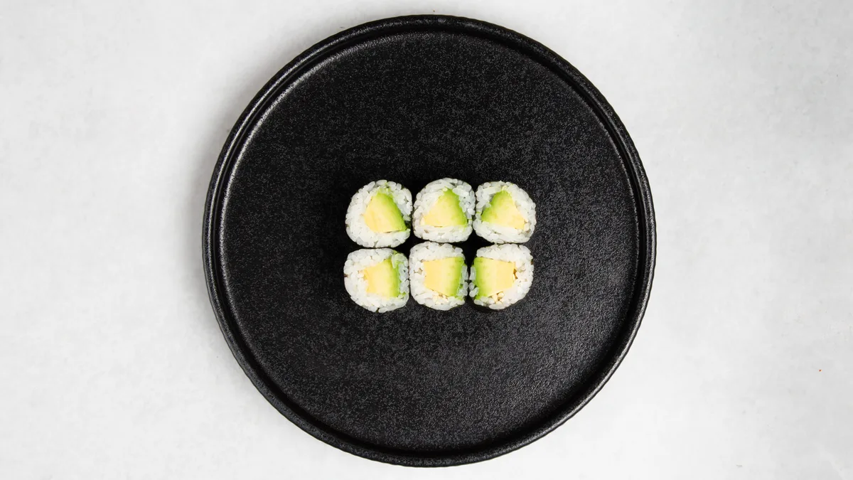 Avo Maki