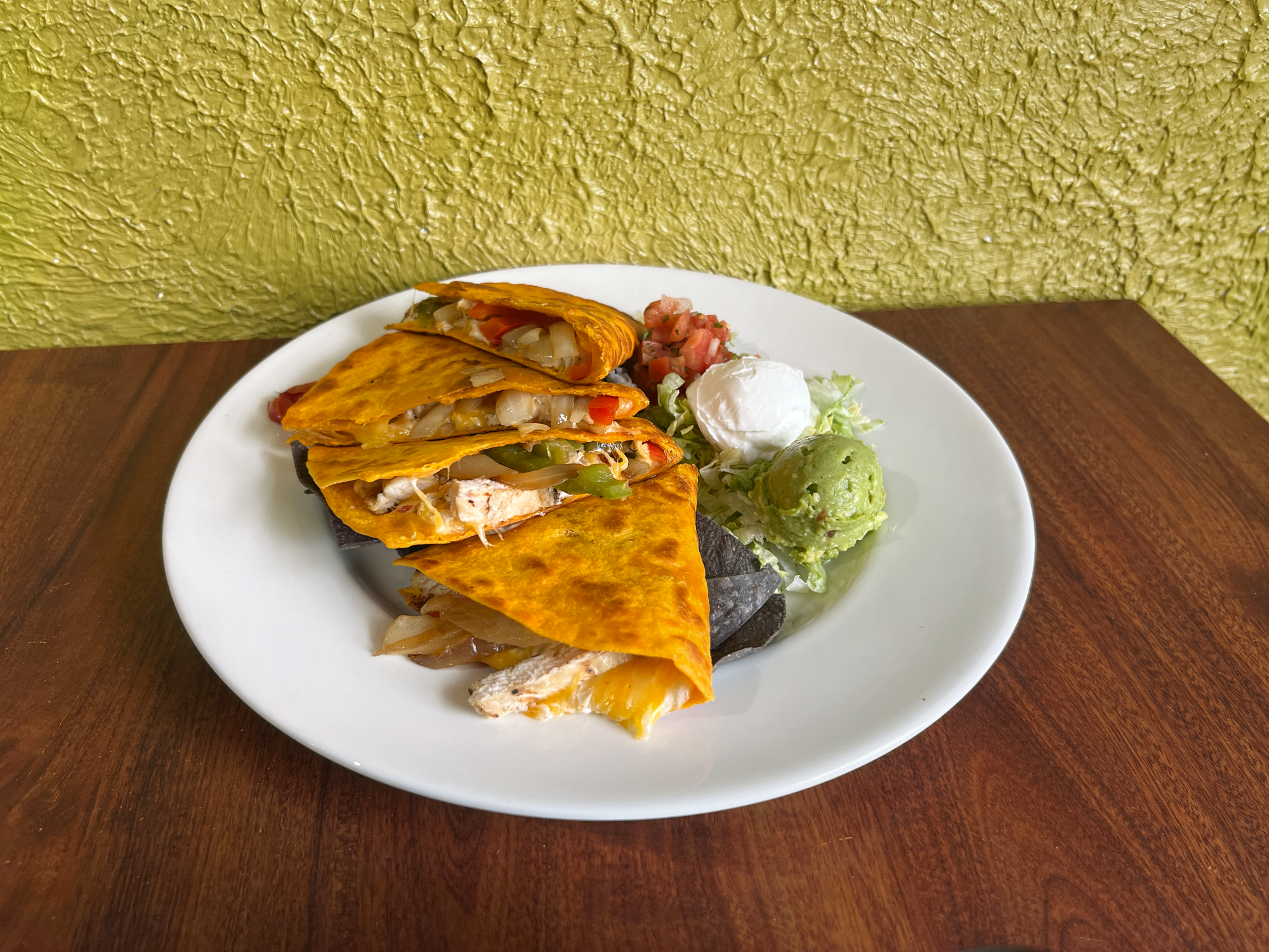 Grande Quesadilla