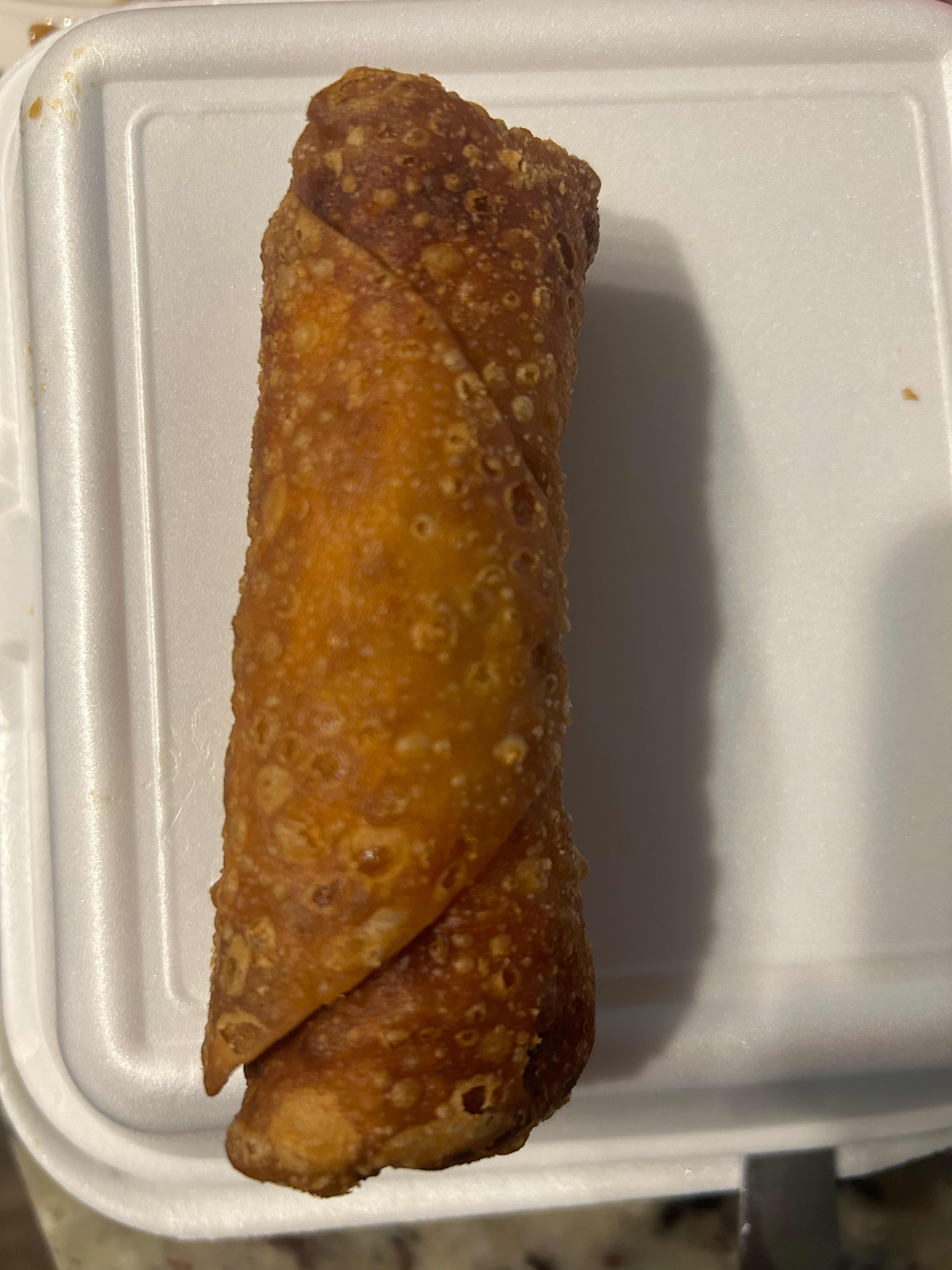 3. Pork Egg Roll/  春 卷