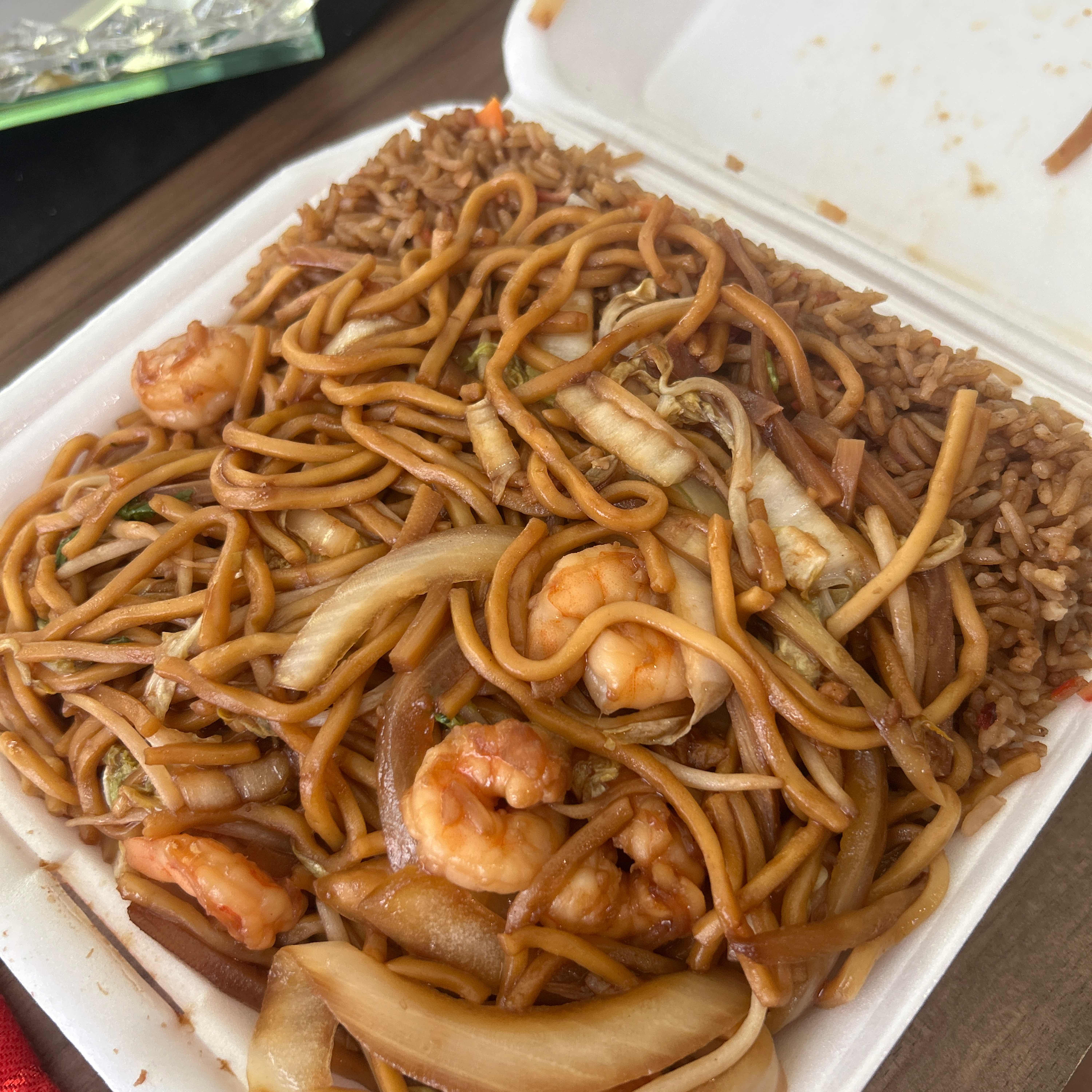 L20. Lo Mein