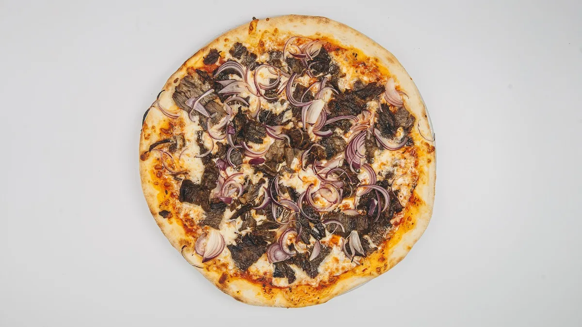 Haki Döner pizza (teľací kebap) 32cm