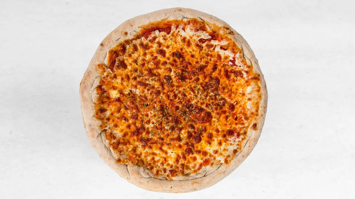 Pizza s polnjenim robom