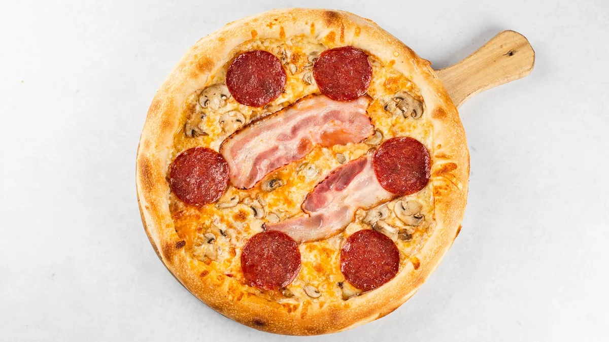 Pizza Kmečka
