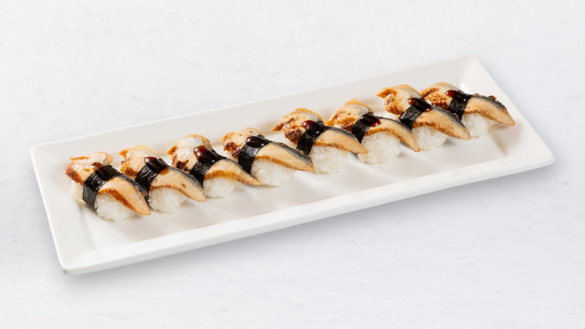 574. Jegulja nigiri (8 kos)