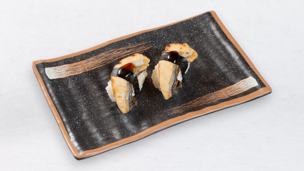 584. Jegulja nigiri (2 kos)