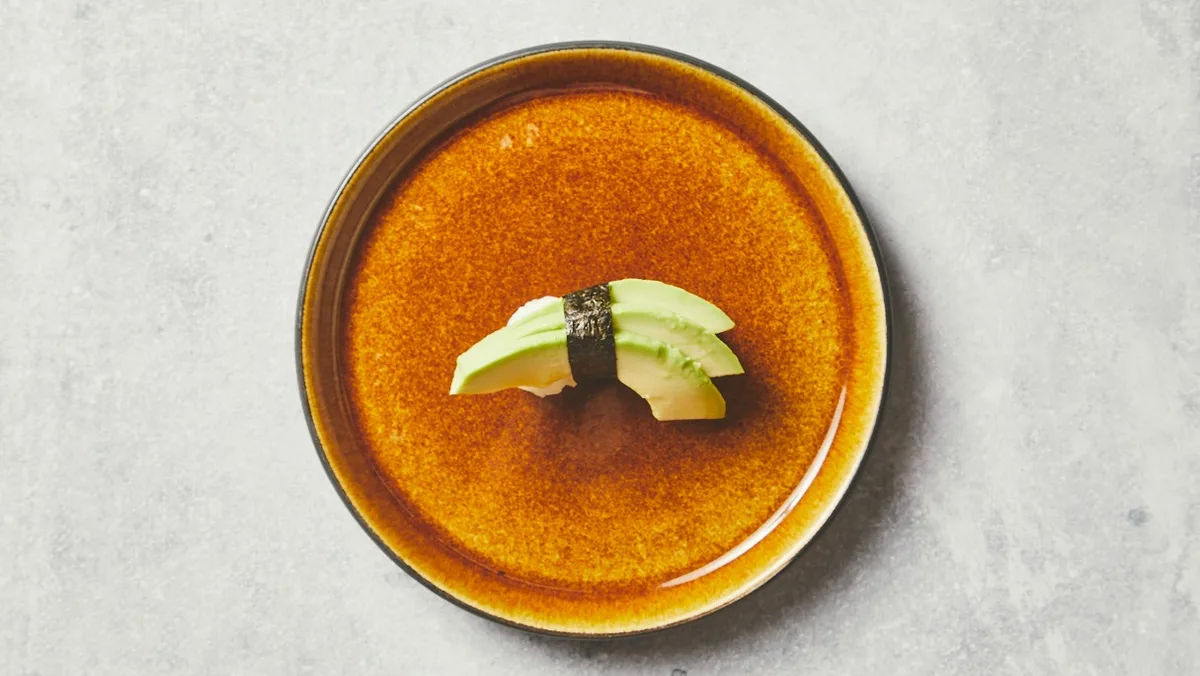 26.Nigiri avocado