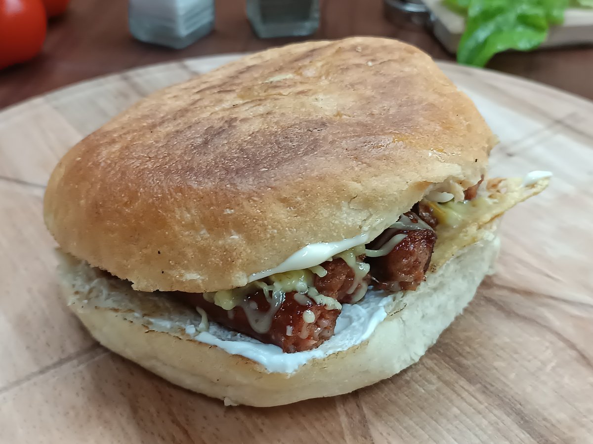 Kobasica u lepinji