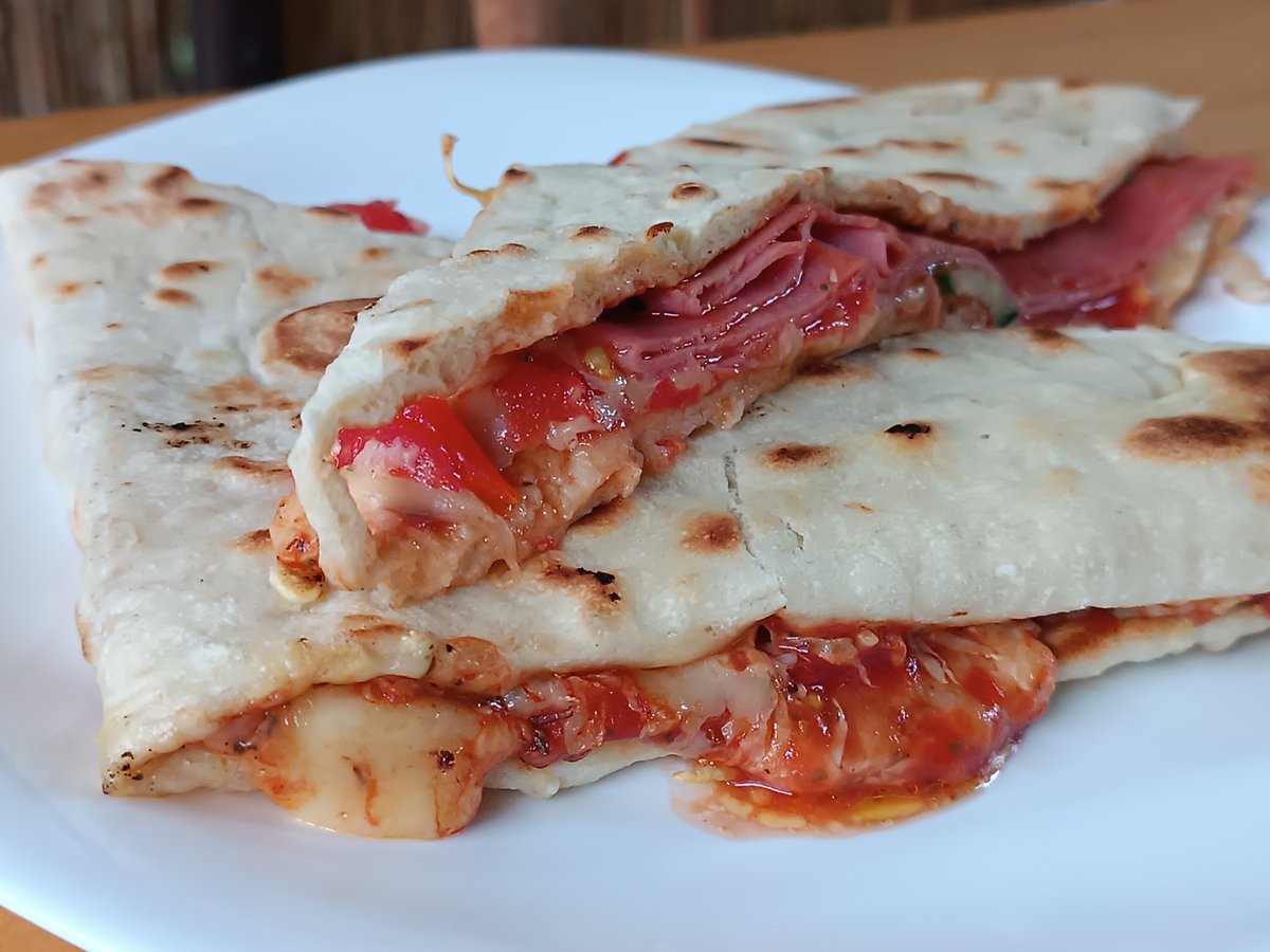 Tortilja sa šunkom i kulenom