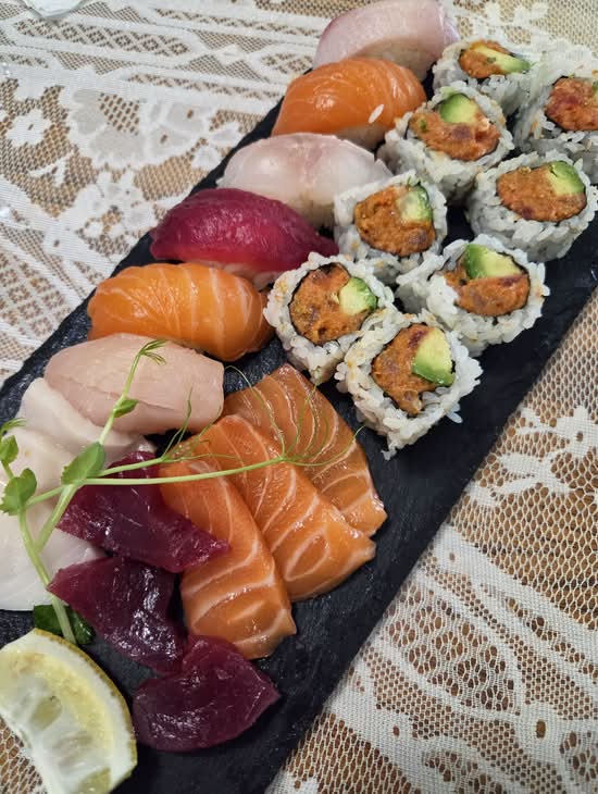 Sushi and Sashimi Combo