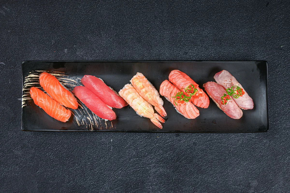 M1. Nigiri mix 10 stk