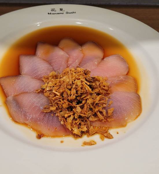 Albacore Sashimi with crispy Onion