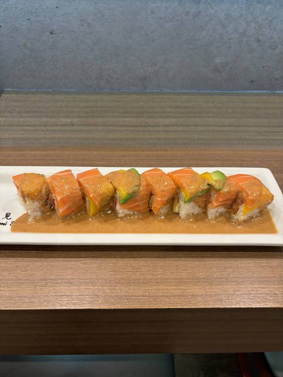 Mango Salmon Roll