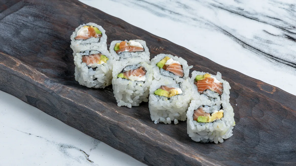 Salmon Avocado Uramaki Rolls