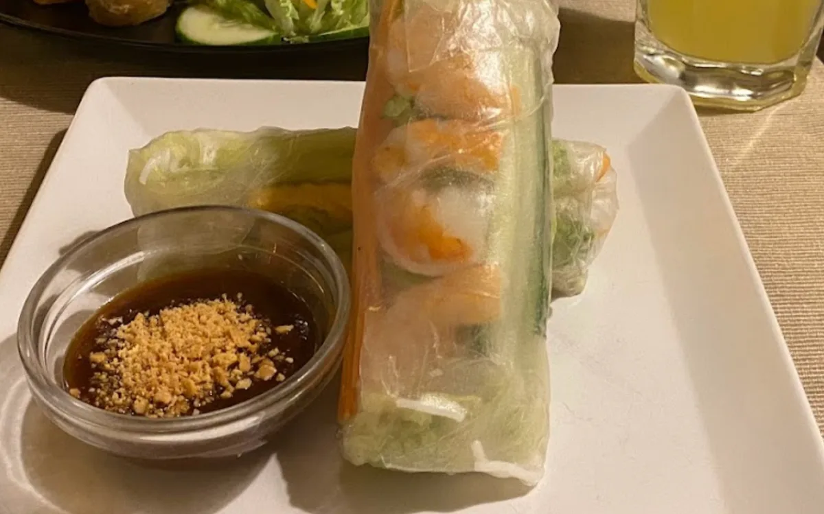 1. Rákkal töltött friss nyári tekercs 2db