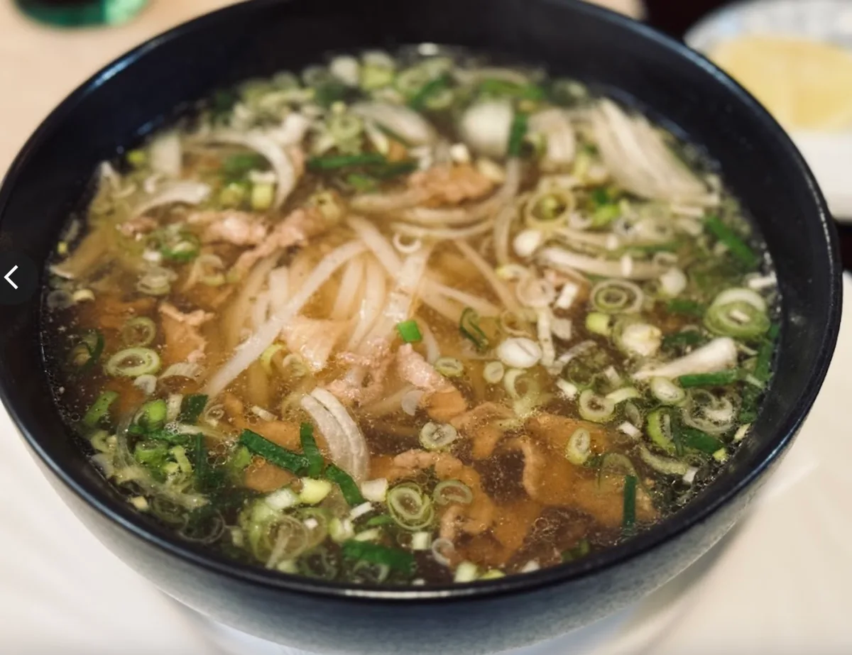 12. Pho Thin Ha Noi