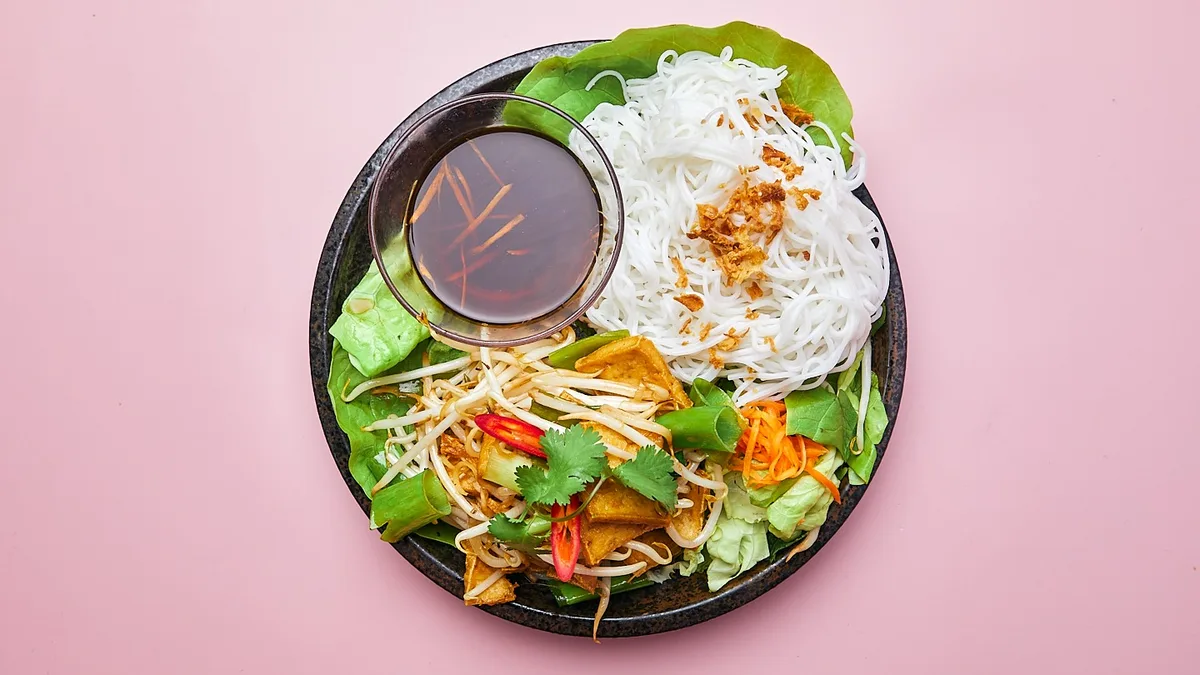 44. Bun Dau Chay