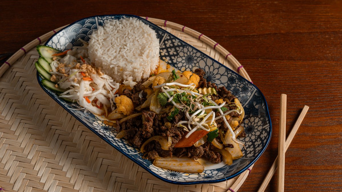 Sült marha házi chilis, citromfüves szószban - D8