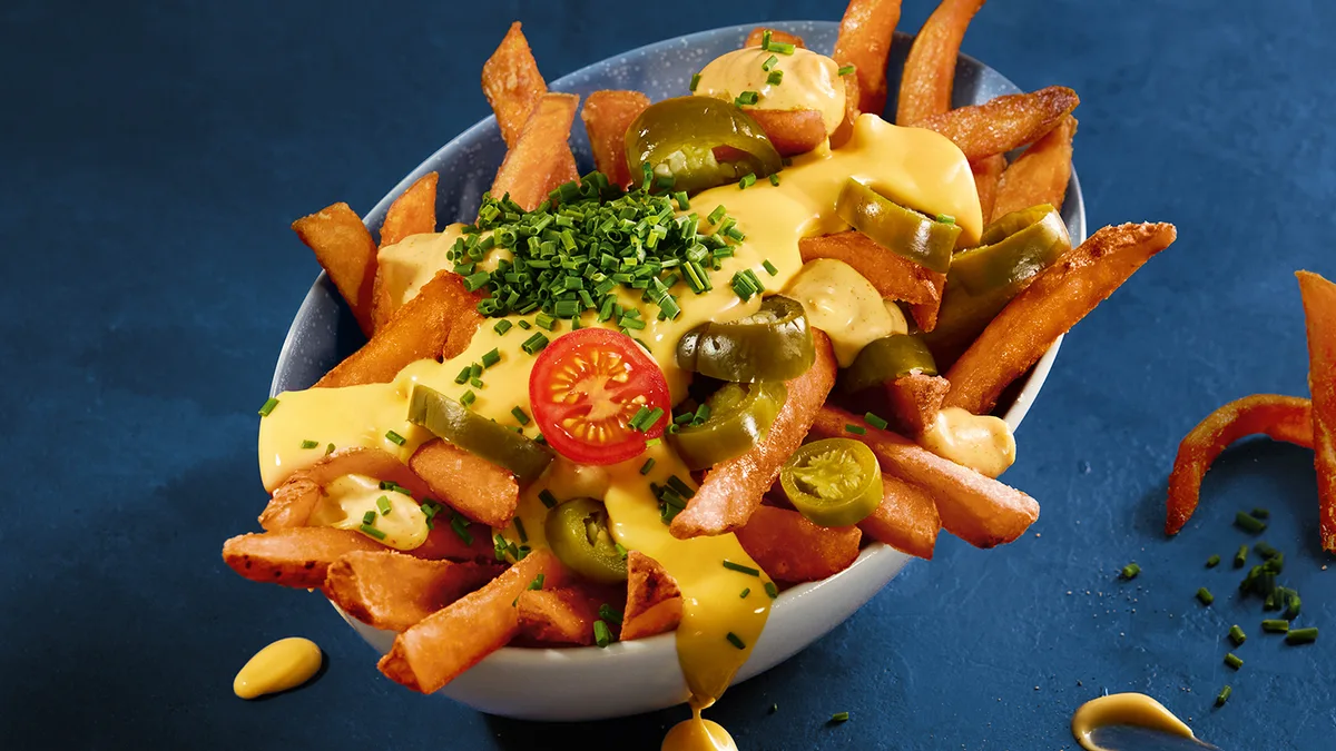 Chili Cheddar Süsskartoffel-Fritten