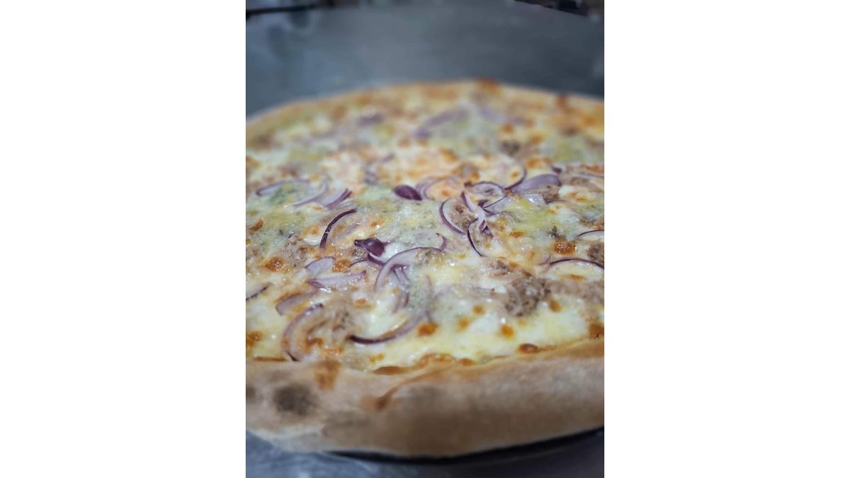 Pizza Tonno, Zola e Cippola mare